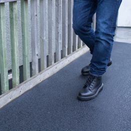 Revêtement de sol antidérapant GRIPGUARD à surface rugueuse -  Tapis antidérapants