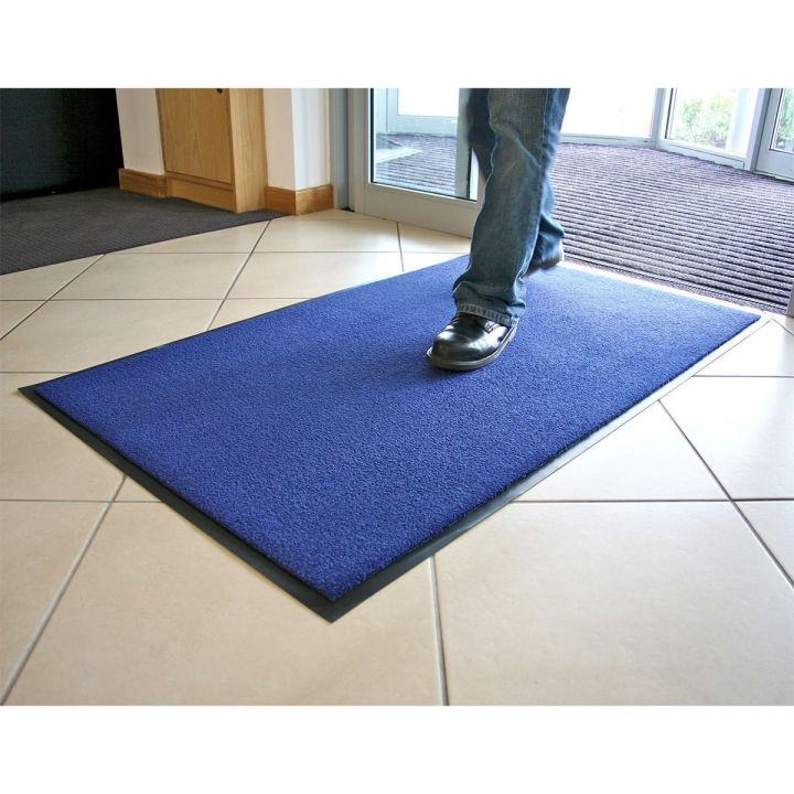 Tapis d’entrée moquette en polypropylène  à partir de 25,00 € dans notre gamme de Tapis d'entrée