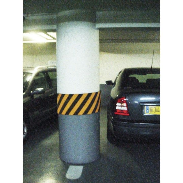 Protection murale adhésive en mousse pour parking