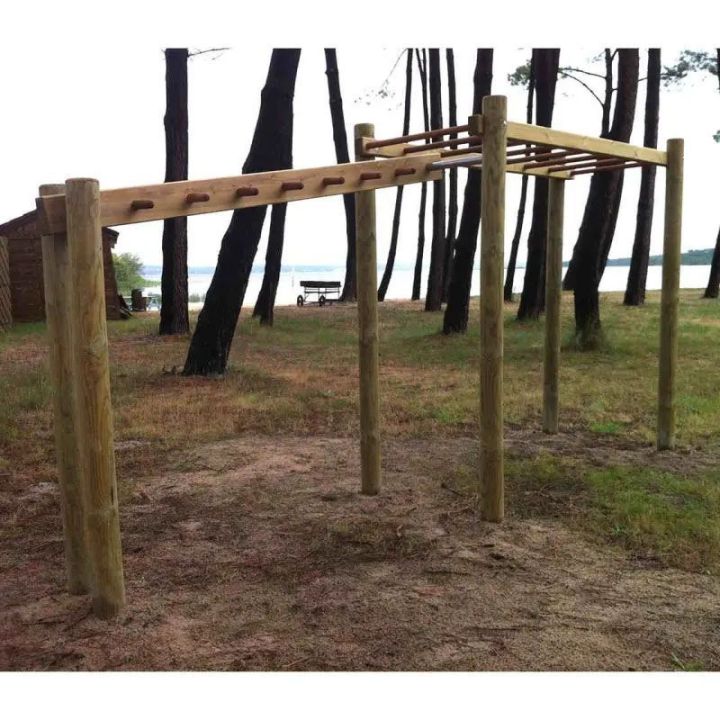 Photo Échelle de suspension inclinée