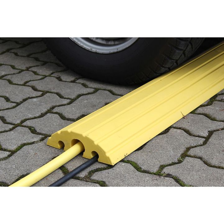 Gaine de protection pour câbles et tuyaux
