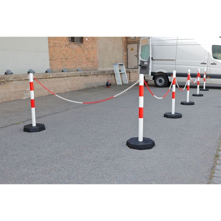 Kit de poteaux acier avec chaine de délimitation | Protection des entrepôts