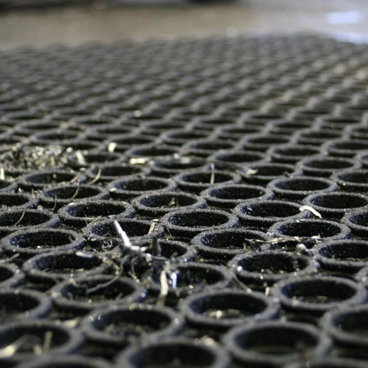 Caillebotis antifatigue 100% nitrile - Caillebotis industriels HIGH-DUTY GRIT