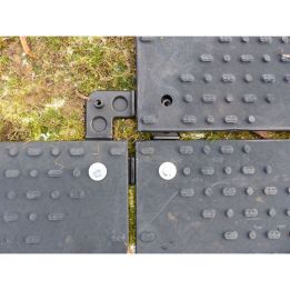 Connecteur pour 4 voies pour plaque de roulage