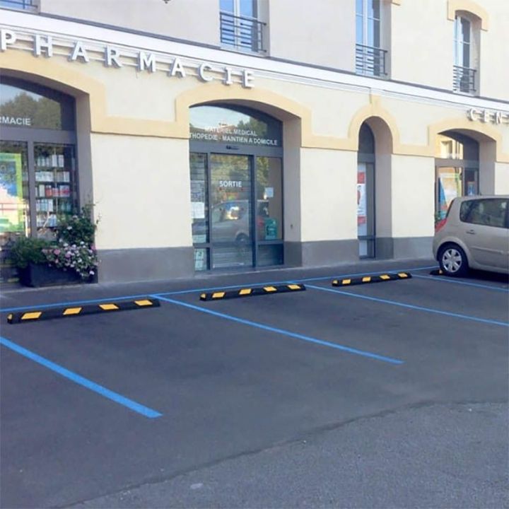 Butée de parking en caoutchouc ParkStop | Butées de parking | Butées de Stationnement