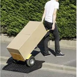 Rampe de franchissement trottoir