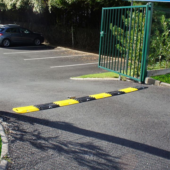 Ralentisseur routier pliable EASYROLL, Ralentisseur routier nomade transportable