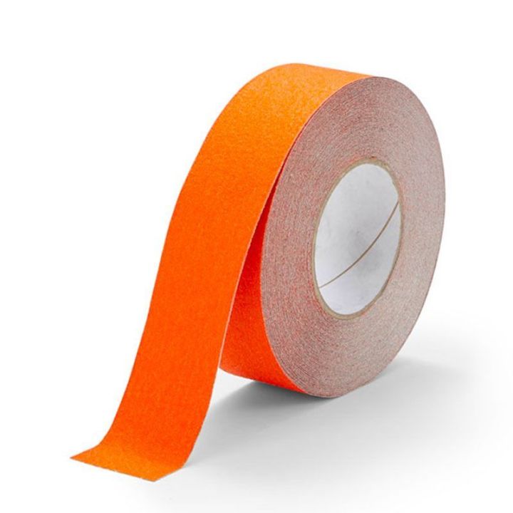 Bande adhésive antidérapante pour pour sécuriser les surfaces irrégulières: plaques, marches métalliques et tôles texturées