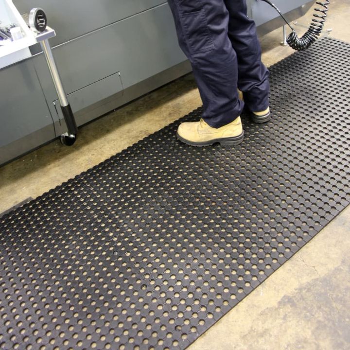 Caillebotis antidérapant en caoutchouc -  Caillebotis industriel UNIMAT