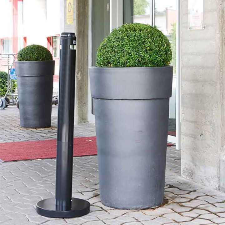 Cendrier poteau Smoker's Pole noir.