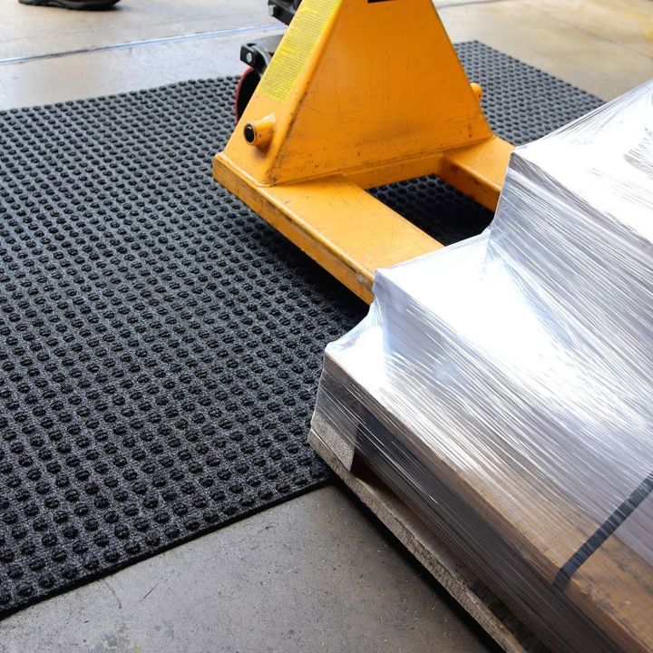 Tapis absorbant pour chariot élévateur | SUPERDRY HEAVY TRAFFIC