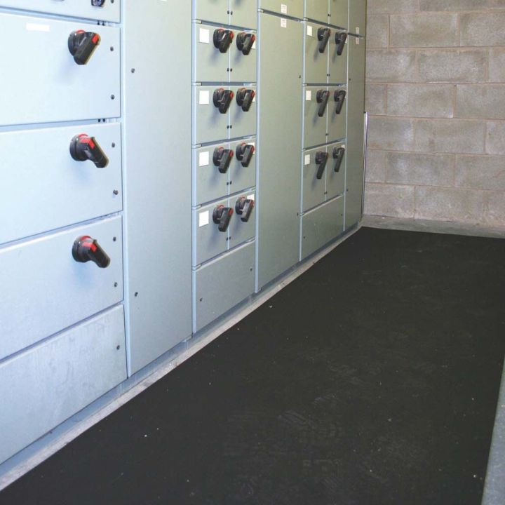 Tapis isolant électrique en EPDM avec tapis de protection électrique -  Revêtement Isolants ESD COBA SWITCH BS EN