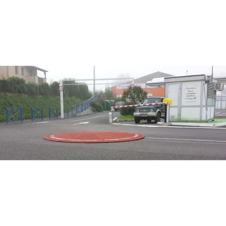 Giratoire en caoutchouc pour voie publique