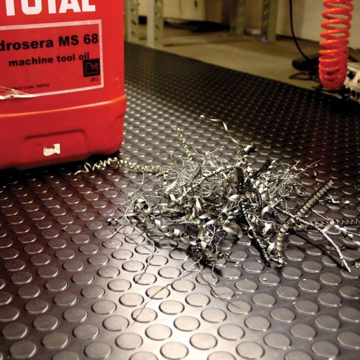 Revêtement antidérapant à surface pastillée -  Tapis antidérapant COBADOT