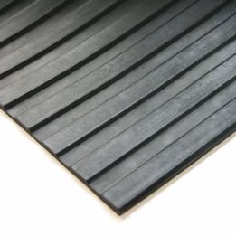 Revêtement antidérapant strié dans notre gamme de Revêtements | Dalles et tapis loisirs