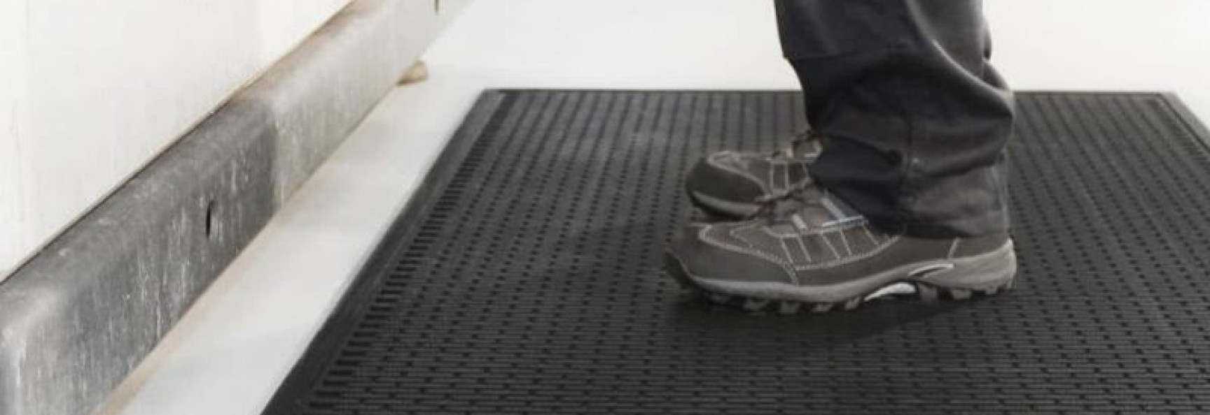 Comment choisir un tapis antidérapant ?