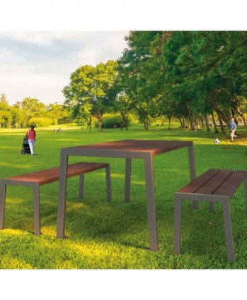 Avantages du mobilier urbain en plastique recyclé.
